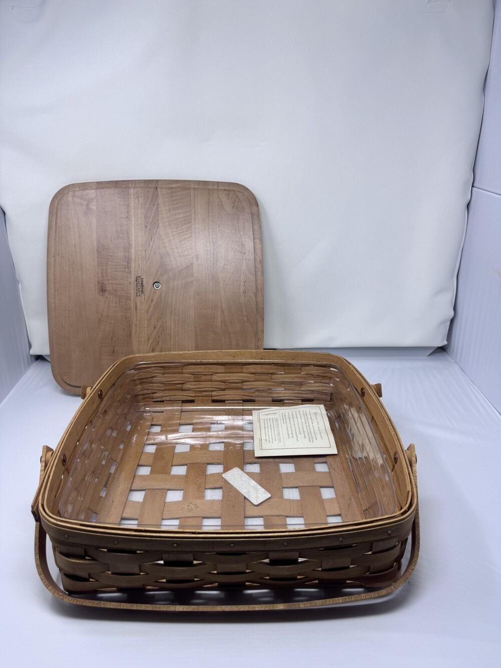 Longaberger 2005 Blue Ribbon Pie Basket Open Weave Bottom Protector with Lid